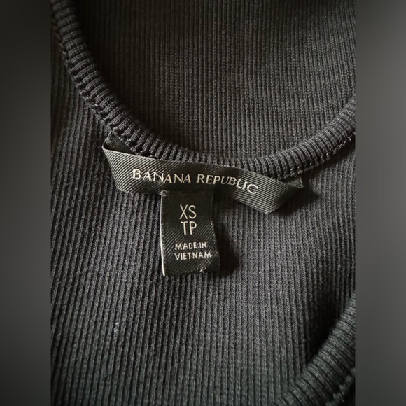 Banana Republic - Relaxed Ribbed Racerback Maxi Dress with Side Slits - Picture 4 of 4